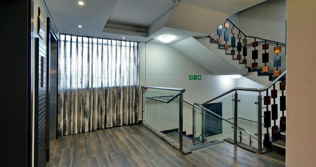 Anew Hotel Witbank Emalahleni エクステリア 写真