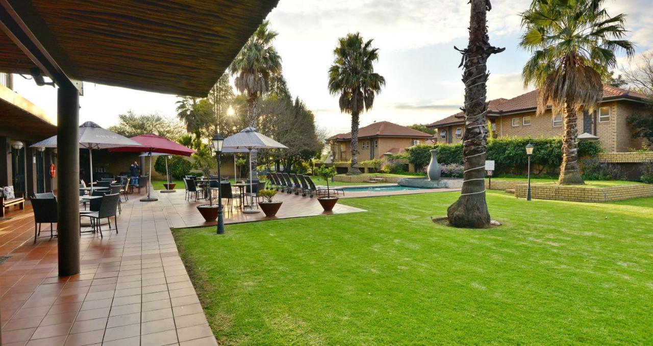 Anew Hotel Witbank Emalahleni エクステリア 写真
